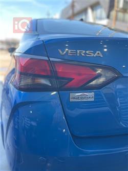 نيسان فيرسا